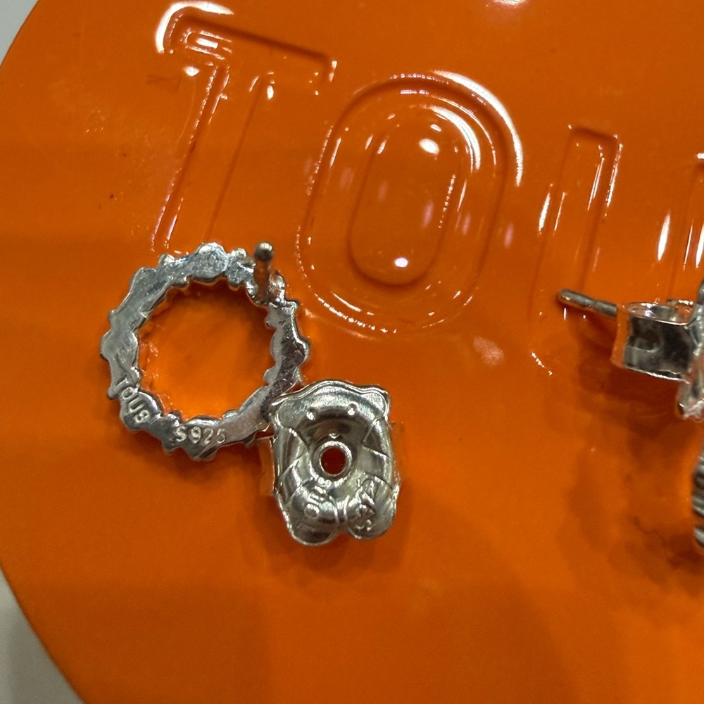 Tous Small Silver Disc Earrings - Picture 4 of 4